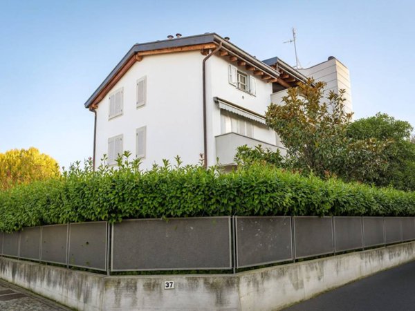 appartamento in vendita a Lomazzo