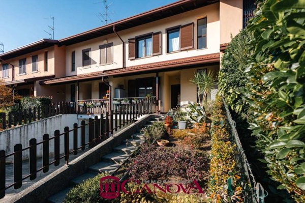 casa indipendente in vendita a Lomazzo