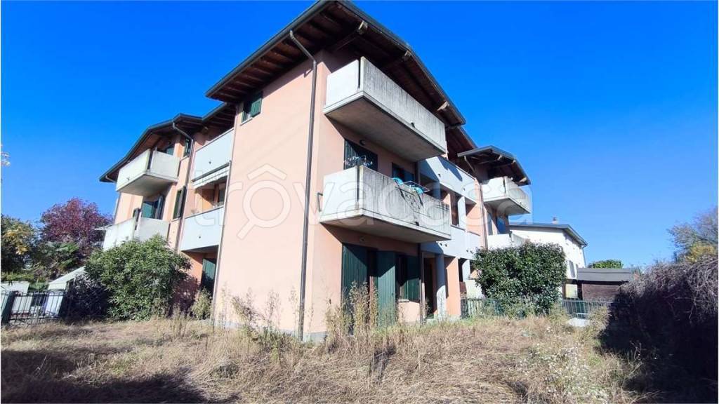 appartamento in vendita a Lomazzo