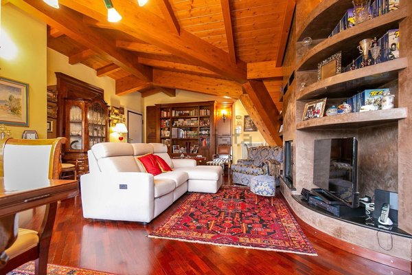 appartamento in vendita a Lomazzo