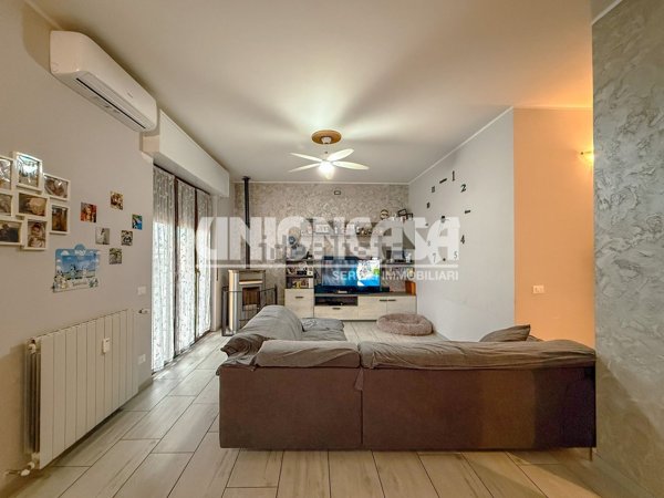 appartamento in vendita a Lomazzo