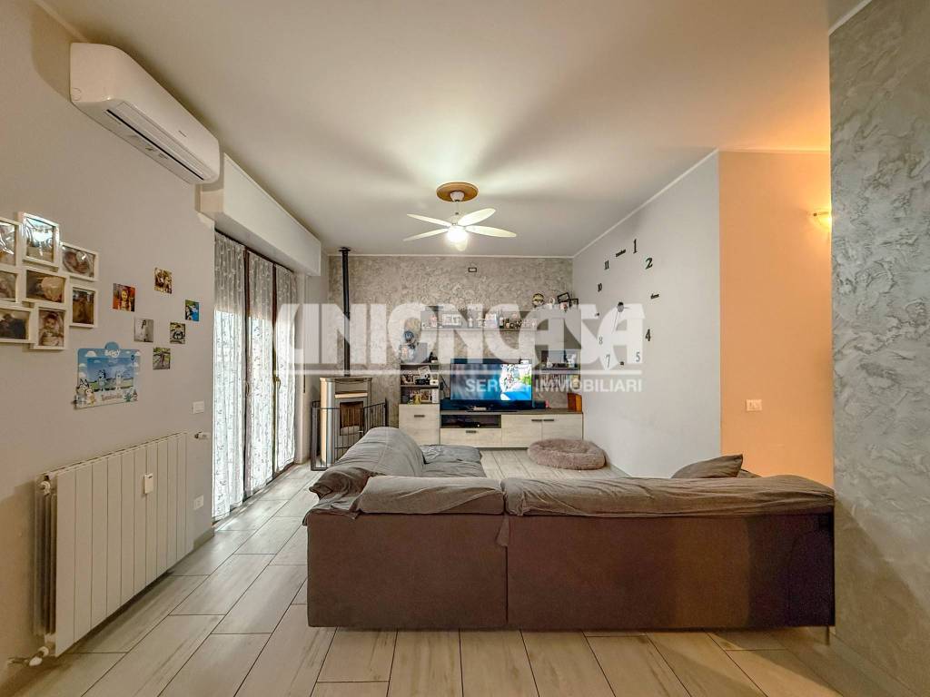 appartamento in vendita a Lomazzo