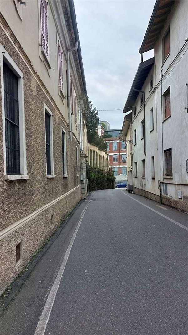 appartamento in vendita a Lomazzo