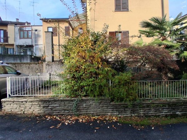 appartamento in vendita a Lomazzo