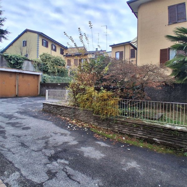 appartamento in vendita a Lomazzo