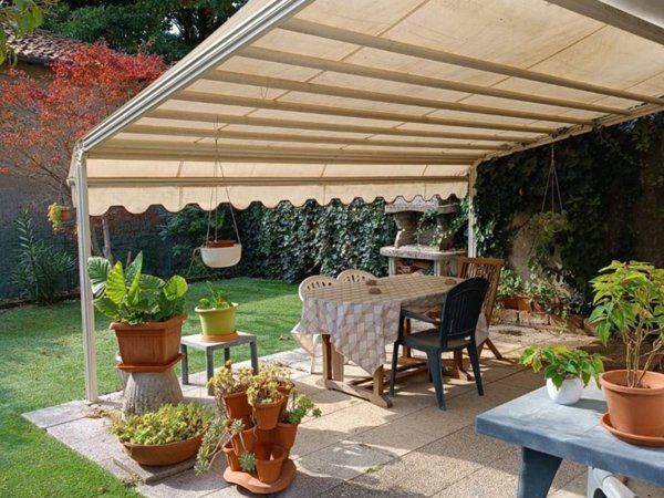 casa indipendente in vendita a Lomazzo