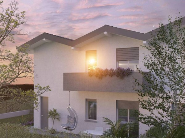 casa indipendente in vendita a Lomazzo