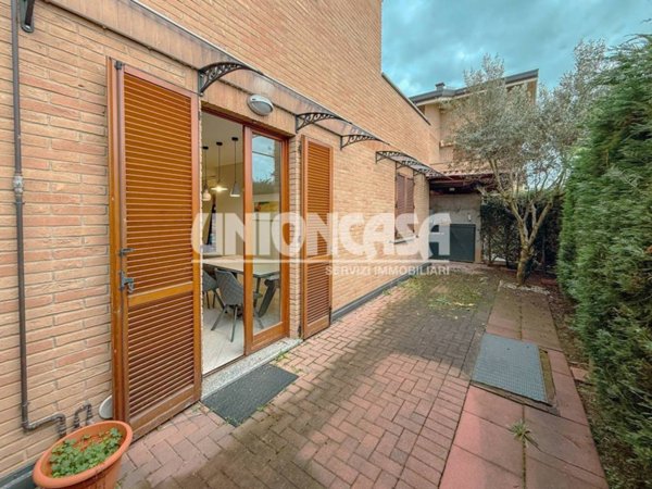 appartamento in vendita a Lomazzo