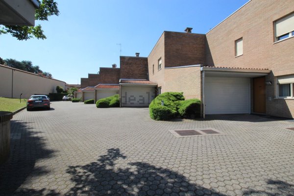 casa indipendente in vendita a Lomazzo