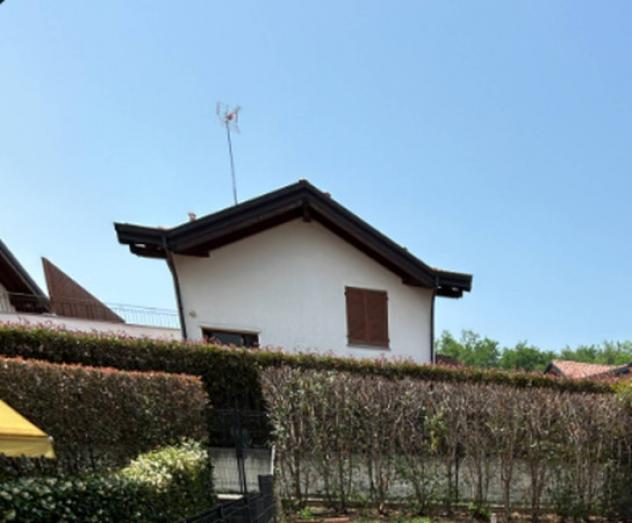 appartamento in vendita a Lomazzo