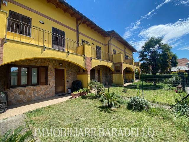 casa indipendente in vendita a Lomazzo