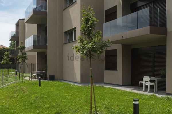 appartamento in vendita a Lomazzo