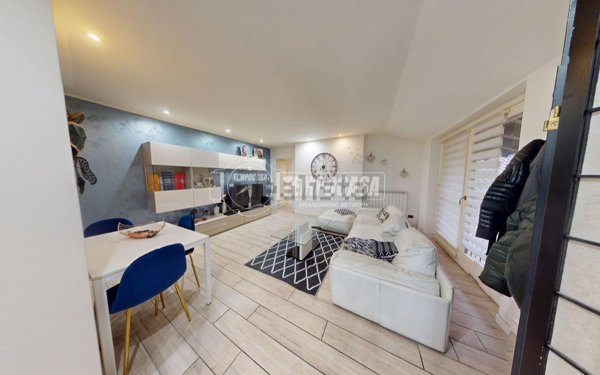 appartamento in vendita a Lomazzo