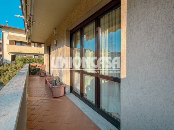 appartamento in vendita a Lomazzo