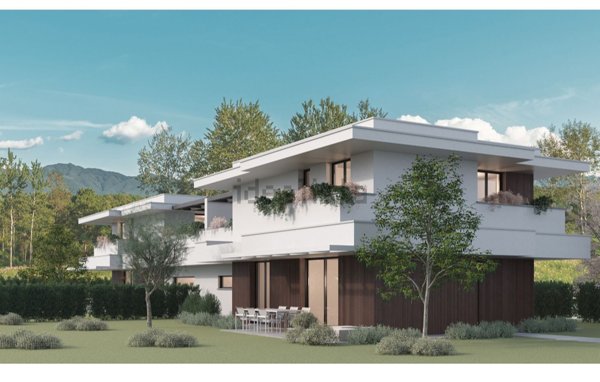 casa indipendente in vendita a Lomazzo