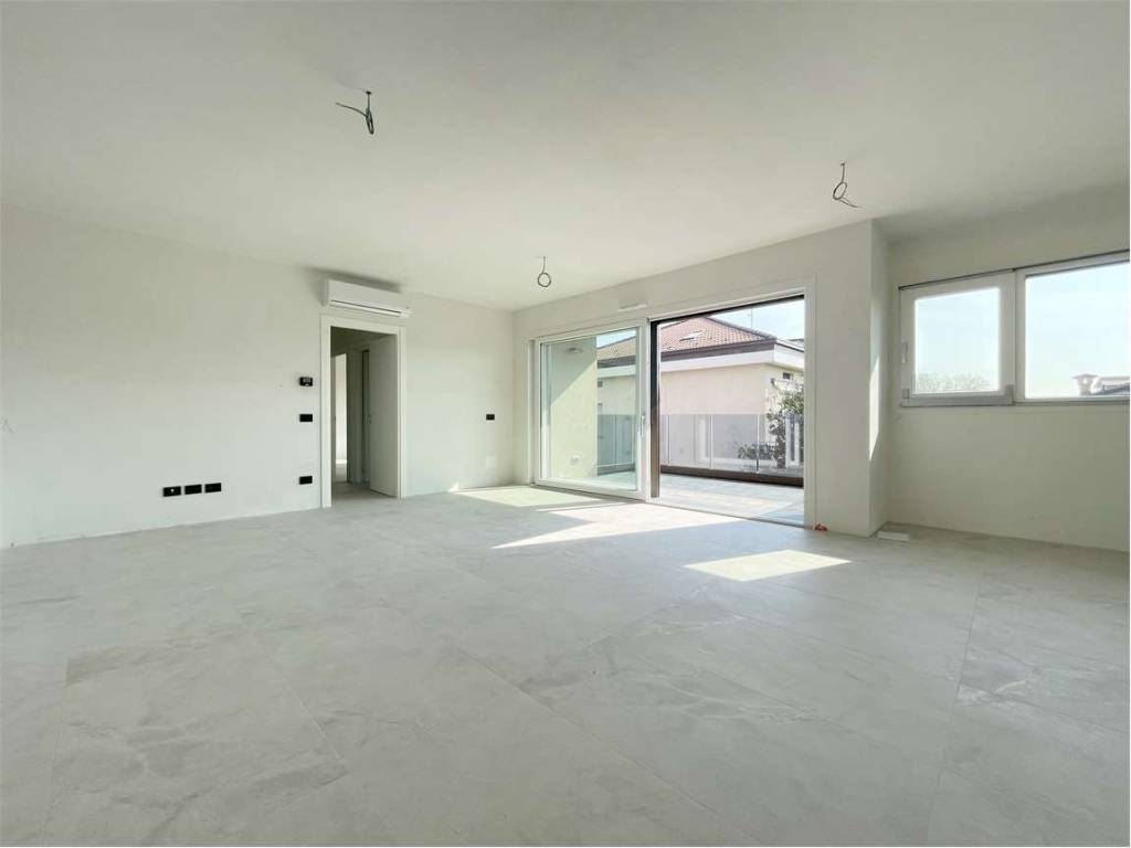 appartamento in vendita a Lomazzo