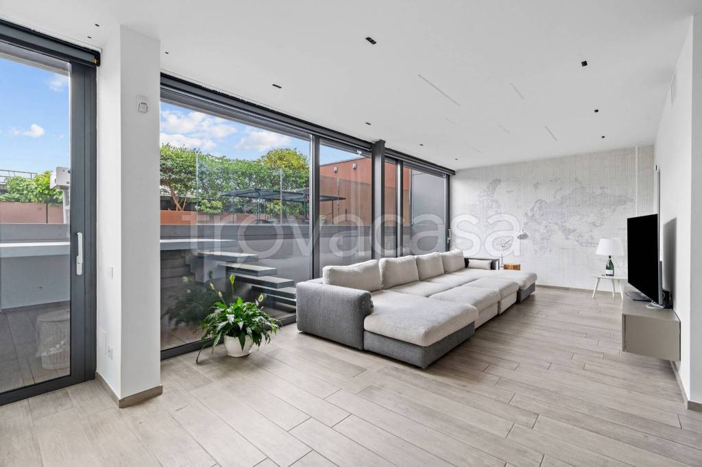 appartamento in vendita a Lomazzo