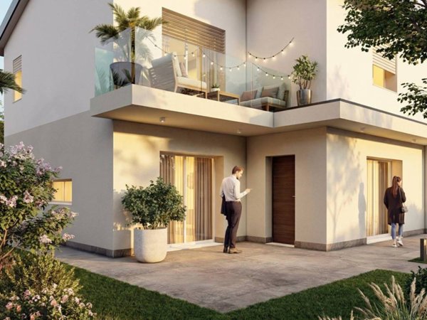 casa indipendente in vendita a Lomazzo