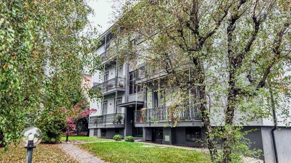 appartamento in vendita a Lomazzo