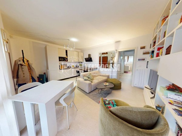 appartamento in vendita a Lomazzo