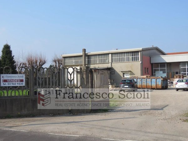 terreno edificabile in vendita a Lomazzo