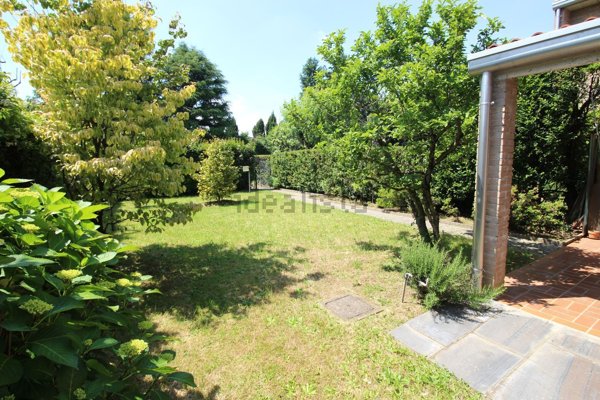 casa indipendente in vendita a Lomazzo