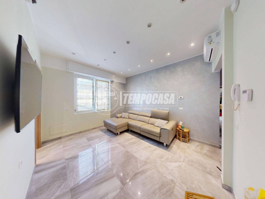 appartamento in vendita a Lomazzo