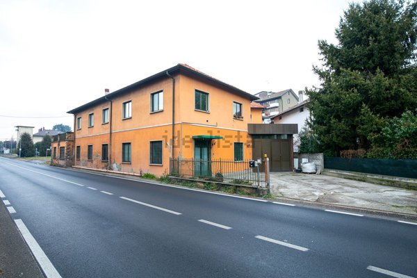 appartamento in vendita a Lomazzo
