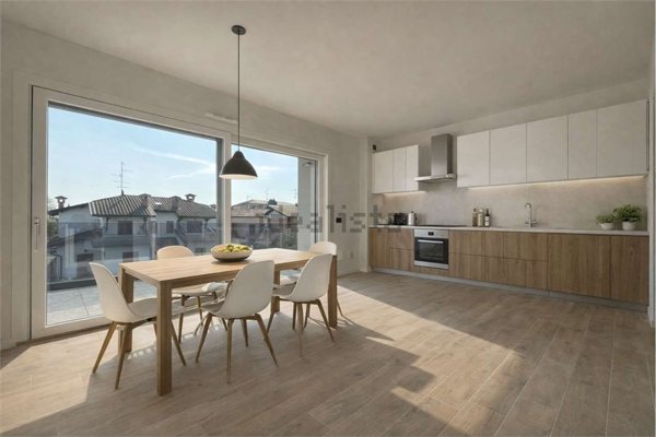 appartamento in vendita a Lomazzo