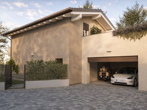 casa indipendente in vendita a Lomazzo