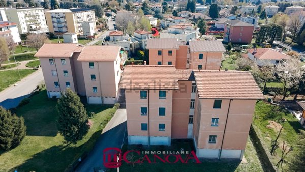 appartamento in vendita a Lomazzo