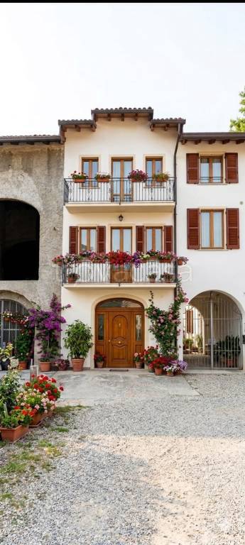 appartamento in vendita a Lomazzo