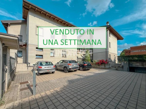 appartamento in vendita a Lomazzo