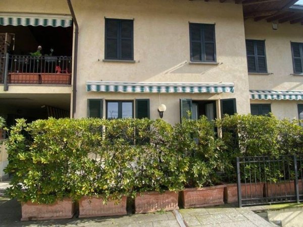 casa indipendente in vendita a Lomazzo