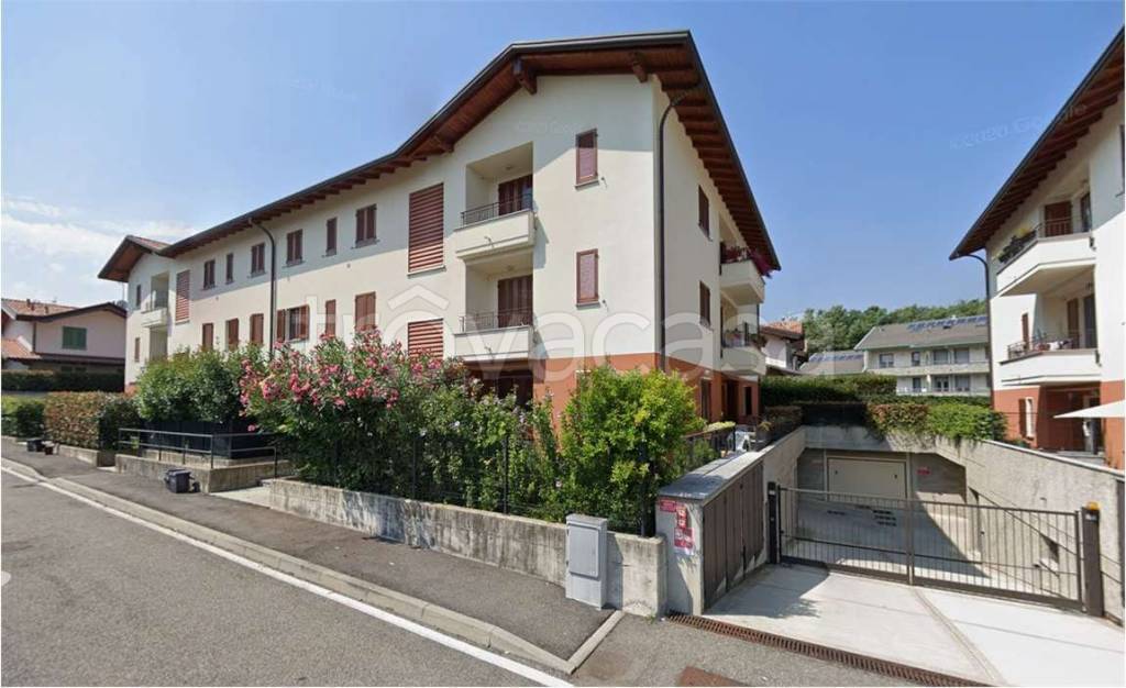 appartamento in vendita a Lomazzo