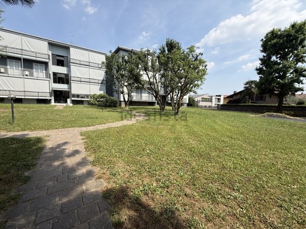 appartamento in vendita a Lomazzo
