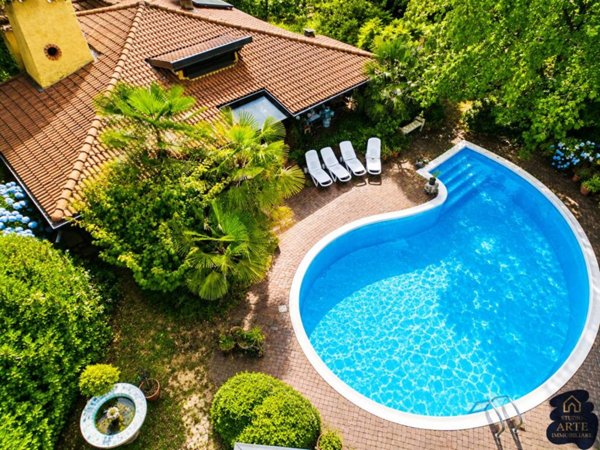 casa indipendente in vendita a Lomazzo