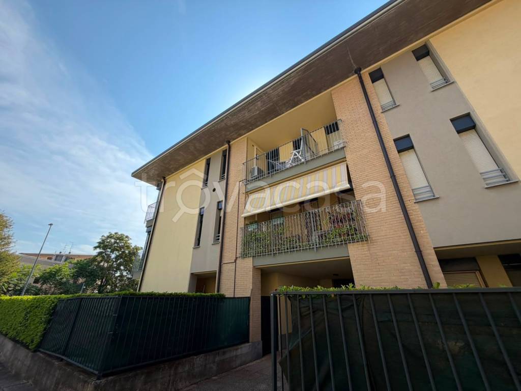 appartamento in vendita a Lomazzo