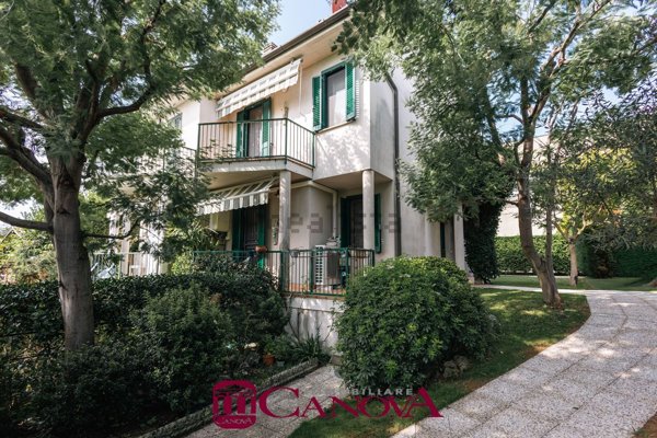 casa indipendente in vendita a Lomazzo