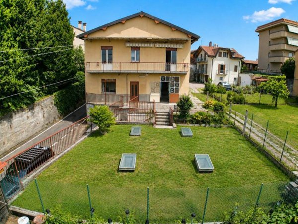 casa indipendente in vendita a Lomazzo
