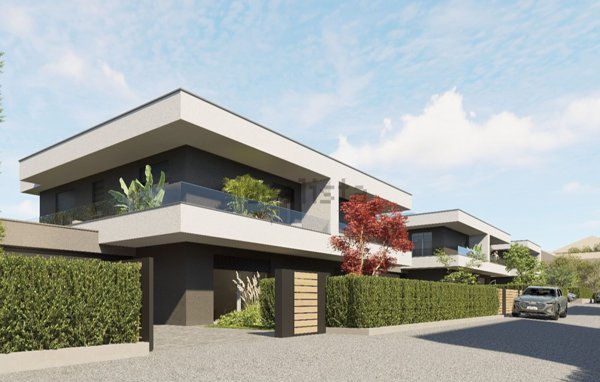 casa indipendente in vendita a Lomazzo