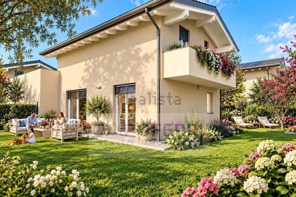 casa indipendente in vendita a Lomazzo