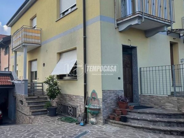 appartamento in vendita a Lomazzo