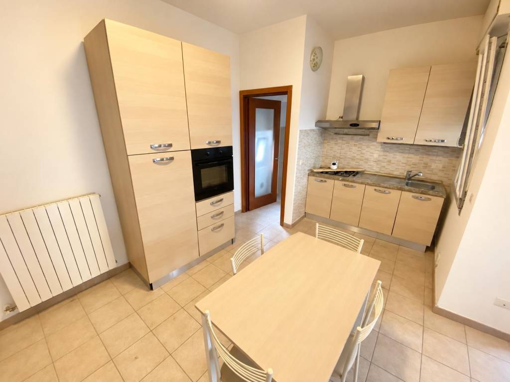 appartamento in vendita a Lomazzo in zona Manera
