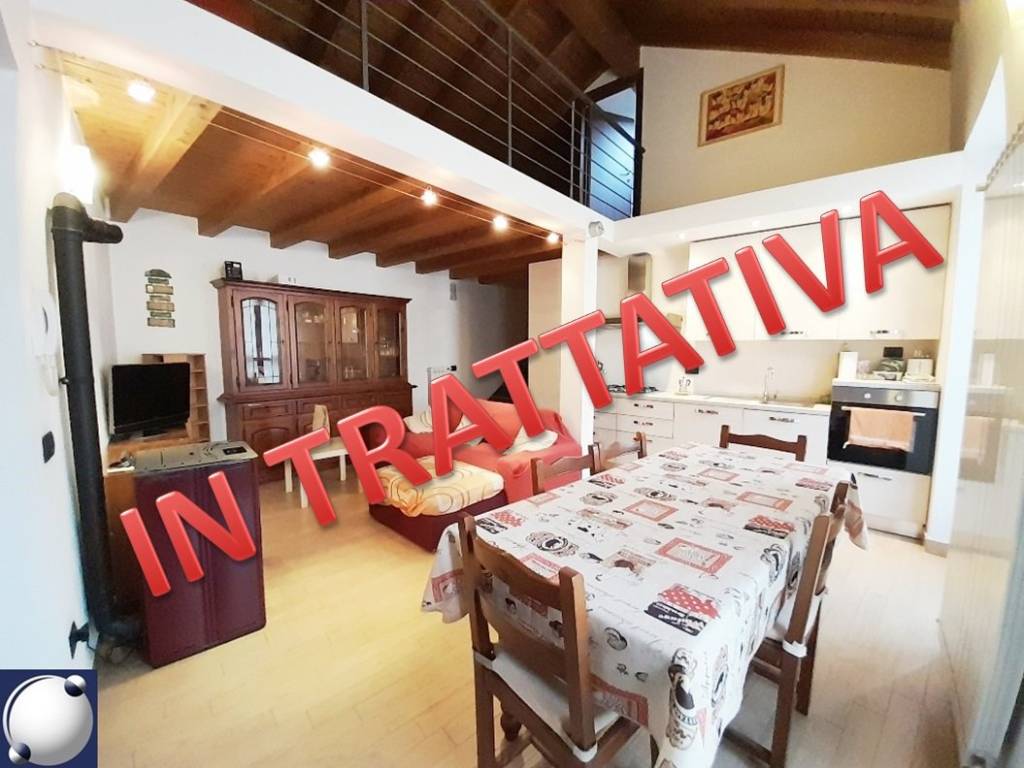 appartamento in vendita a Longone al Segrino