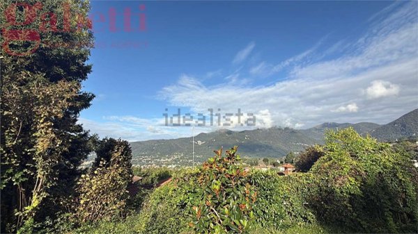 appartamento in vendita a Longone al Segrino