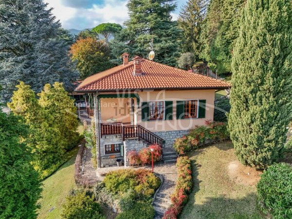 casa indipendente in vendita a Longone al Segrino