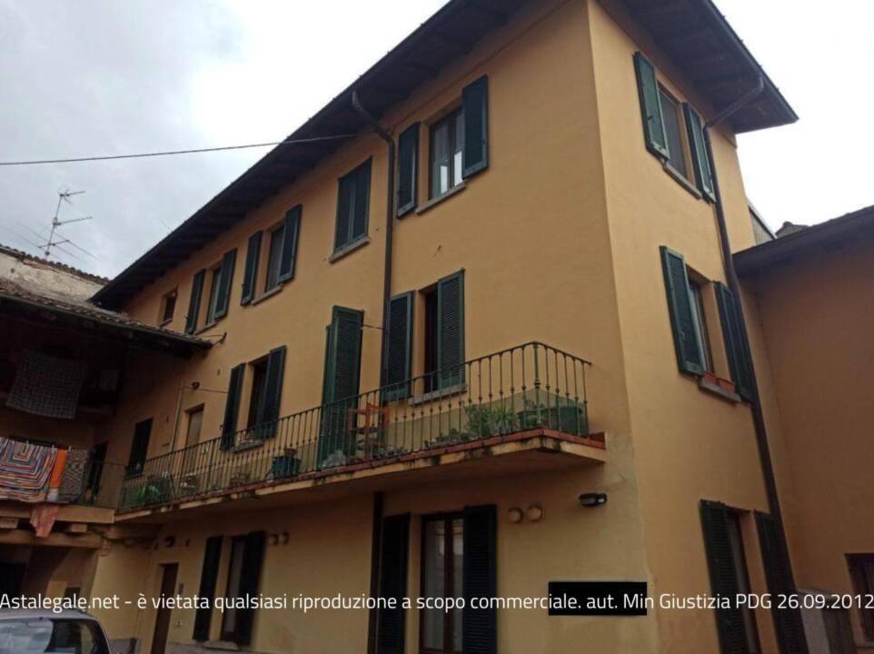 appartamento in vendita a Longone al Segrino