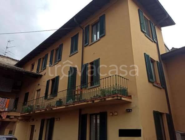 appartamento in vendita a Longone al Segrino in zona Morchiuso