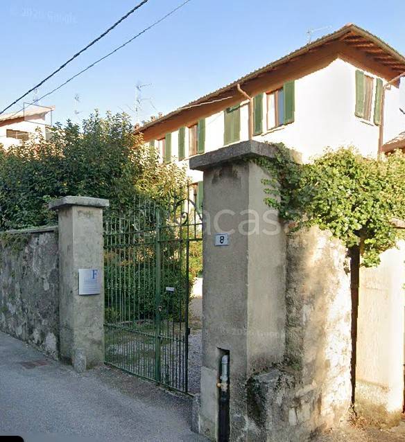 appartamento in vendita a Longone al Segrino
